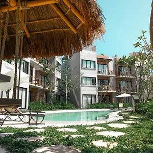 https://new-luxury-condos-macondo-tulum.tulum-hotels.net