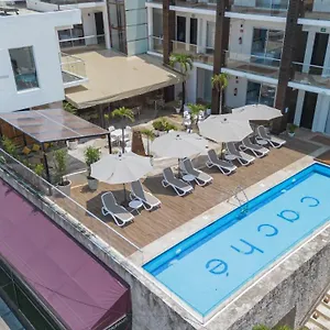 https://hotel-cache.allrivieramayahotels.com
