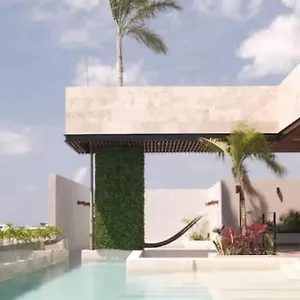 https://apt-sofia-01-estudio-centrico.tulum-hotels.net